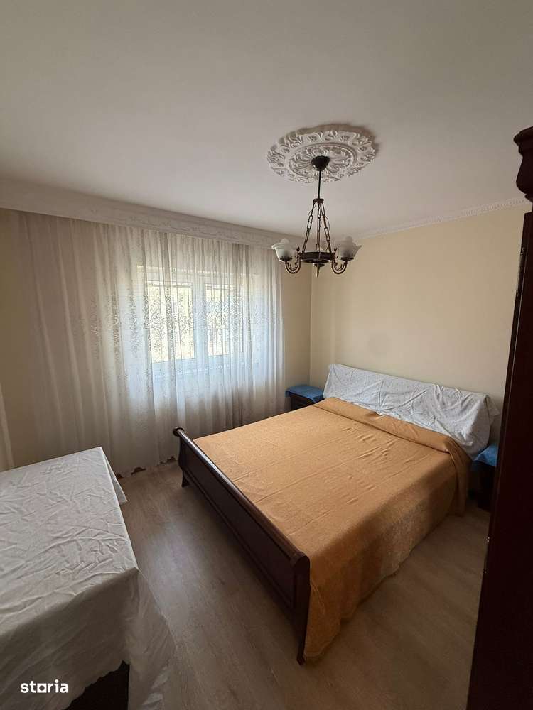 3 DECOMANDATE, centrala, termopan, spatios, Bistrita Lac-3