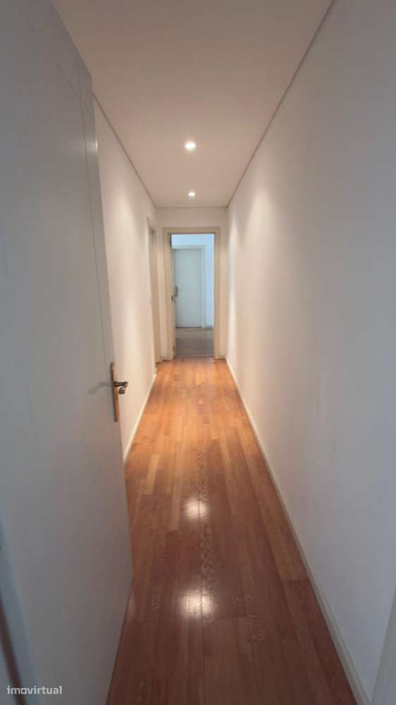 Arrendamento de apartamento T2 no empreendimento Jardins de Campolide - Grande imagem: 5/18