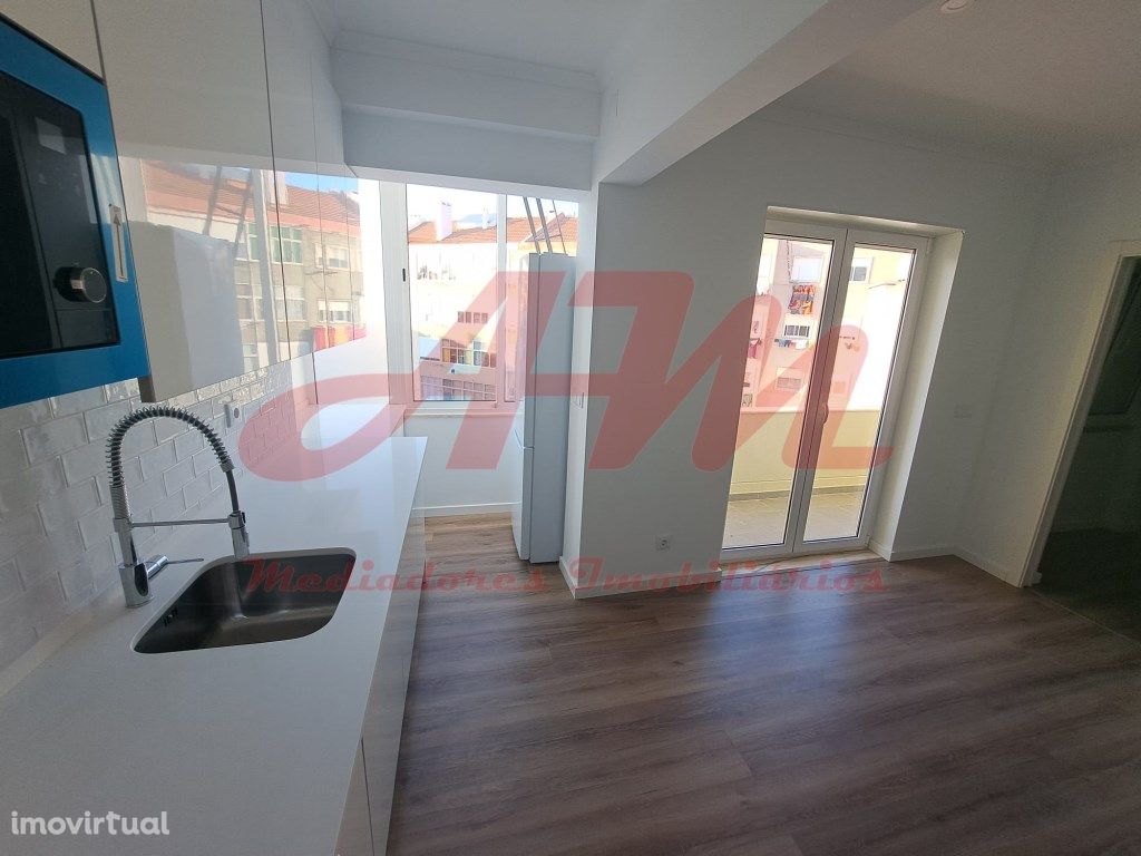 ** RESERVADO ** Apartamento T1 NOVO na Falagueira, Amadora