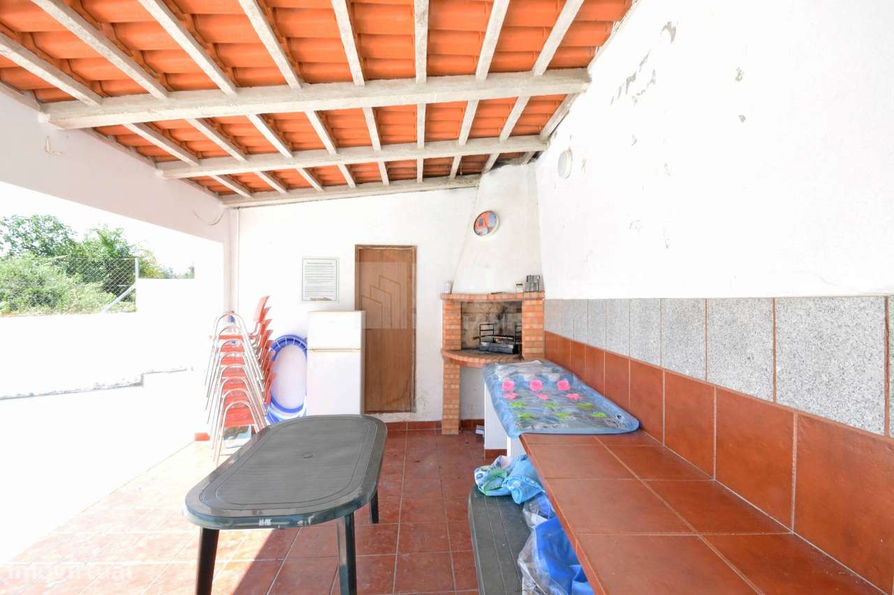 T4 c/ Piscina, Garagem e Sótão | Quinta do Covelo | Covilhã-31