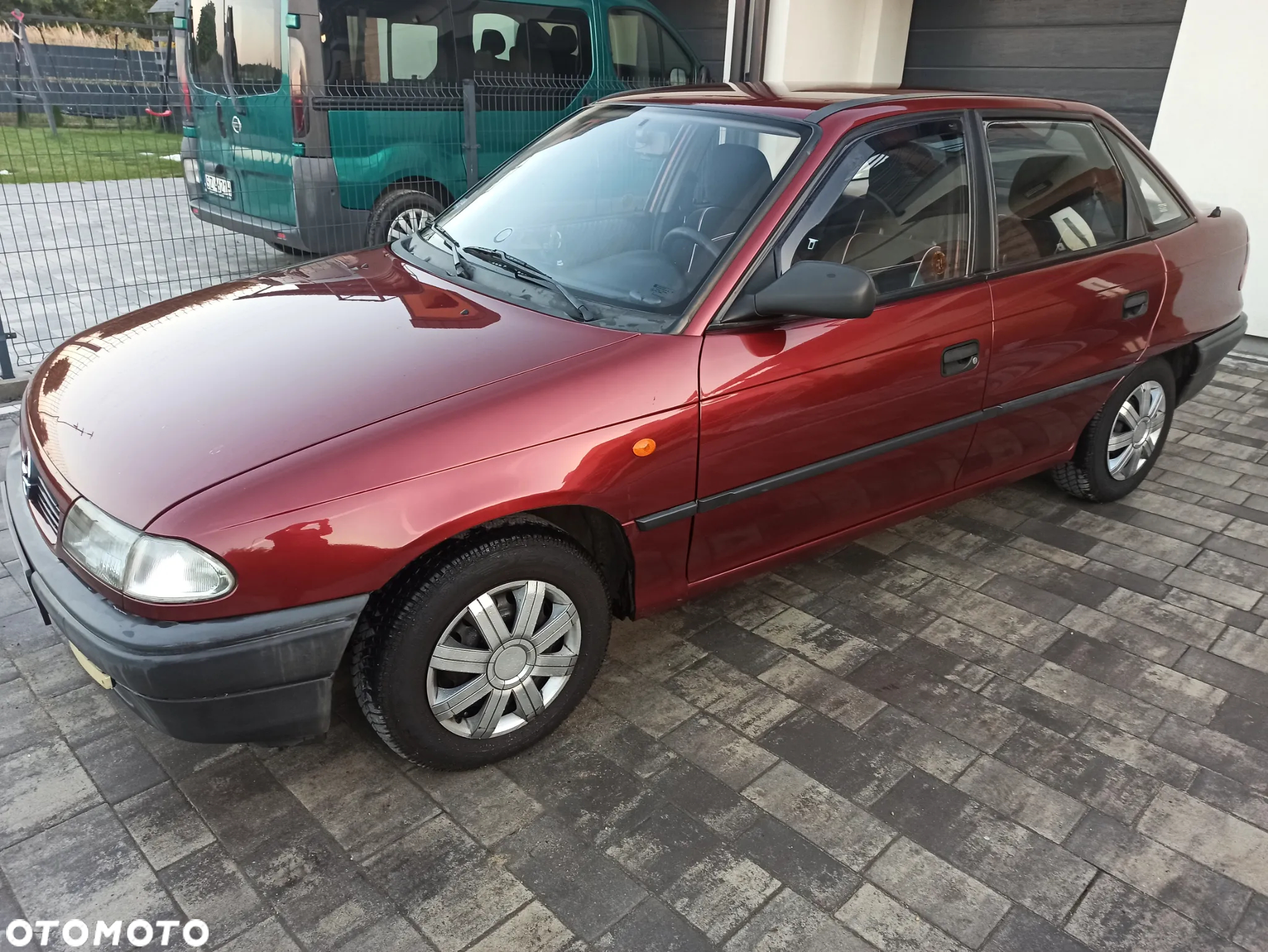 Opel Astra 1.4 GL - 4