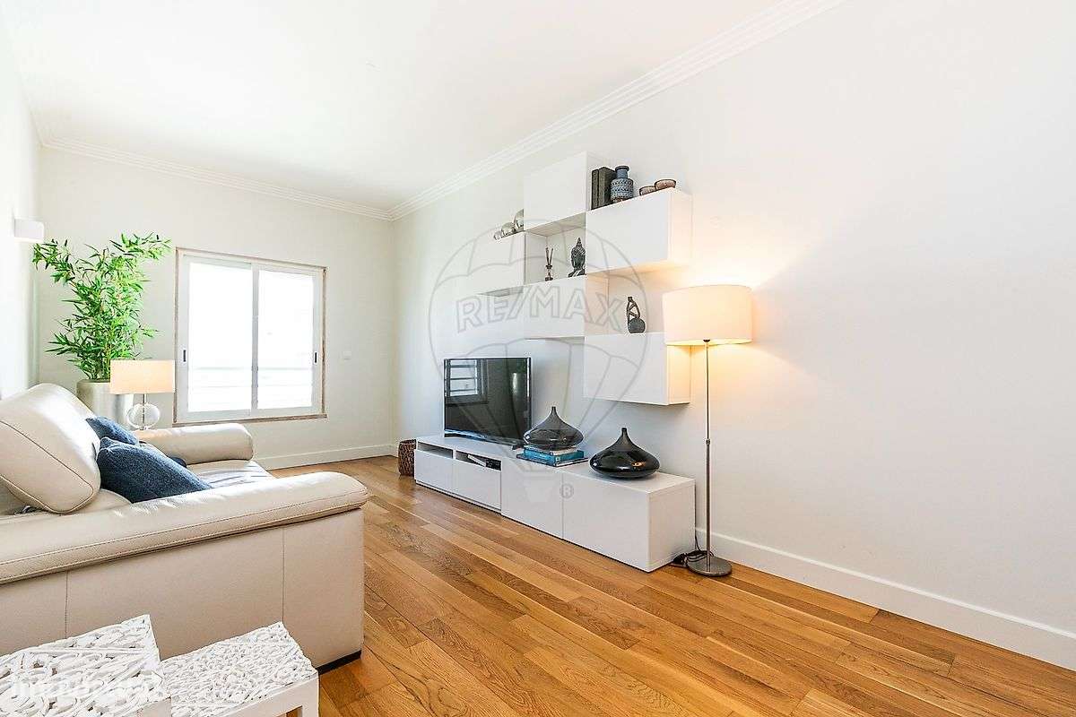 Apartamento T1 para arrendamento - Grande imagem: 3/26