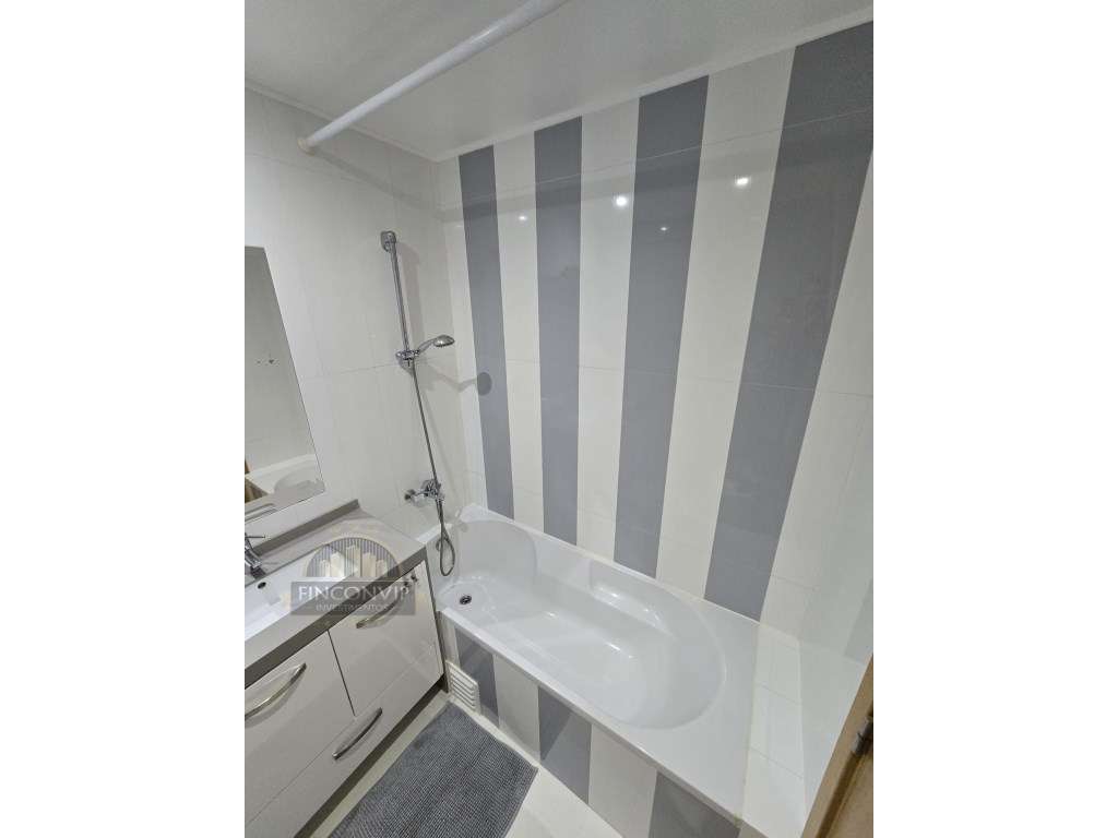 Apartamento T2 em Cascais
* Zona Fontainhas-7