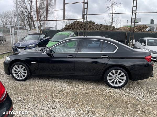 BMW Seria 5 530d Sport-Aut. - 9