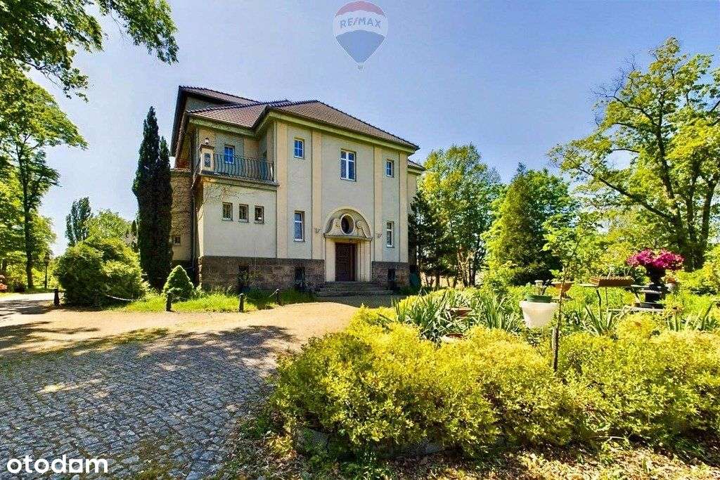 Na sprzedaż stylowa willa z bardzo dużą działką ! - Pełny obrazek: 4/20