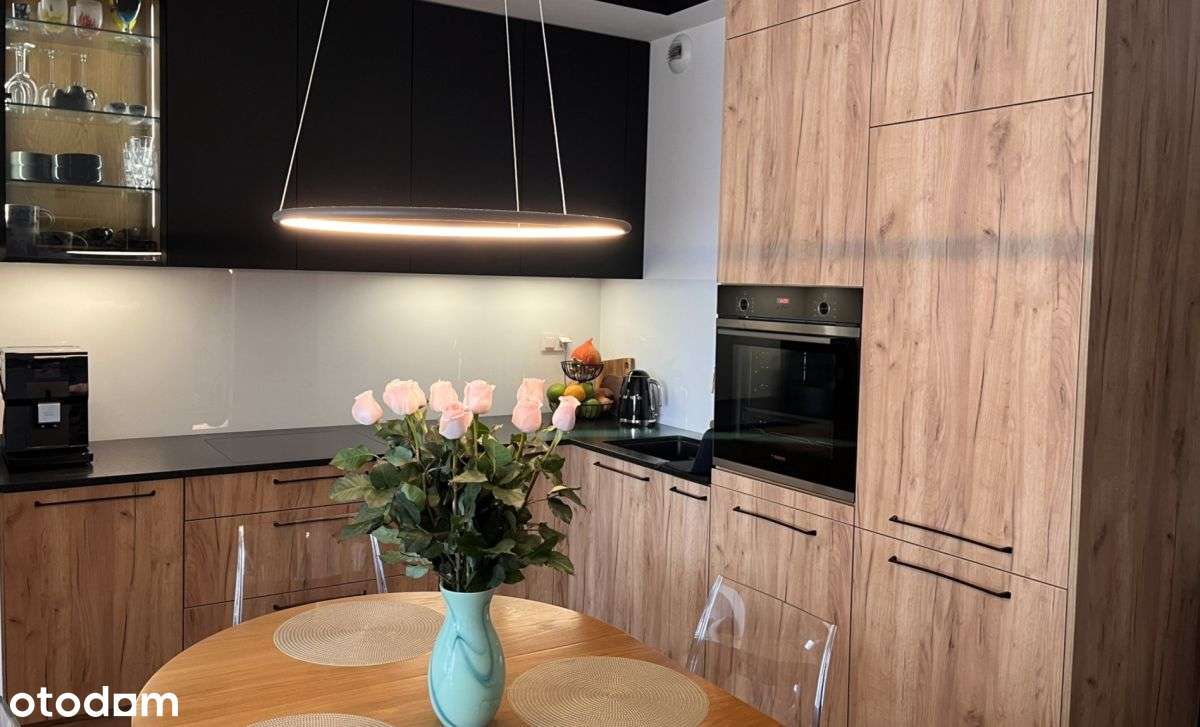 Premium z garażem i komórką lokatorską-0