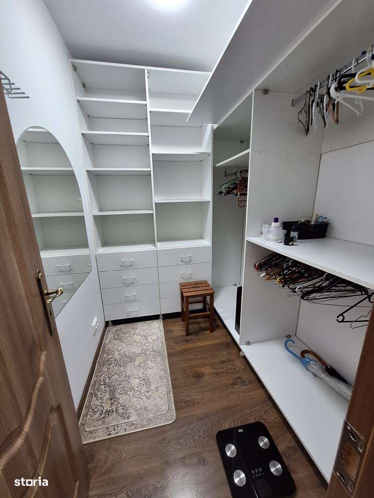 Apartament 2 camere+dressing ,Unirii ,Piata Alba Iulia,Decebal,2011-11