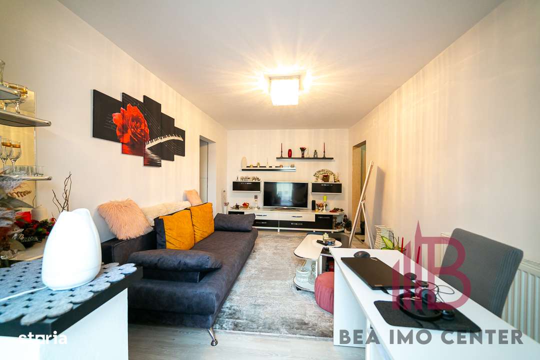 Apartament 3 camere, pus la punct în totalitate , Zona Miorița-2