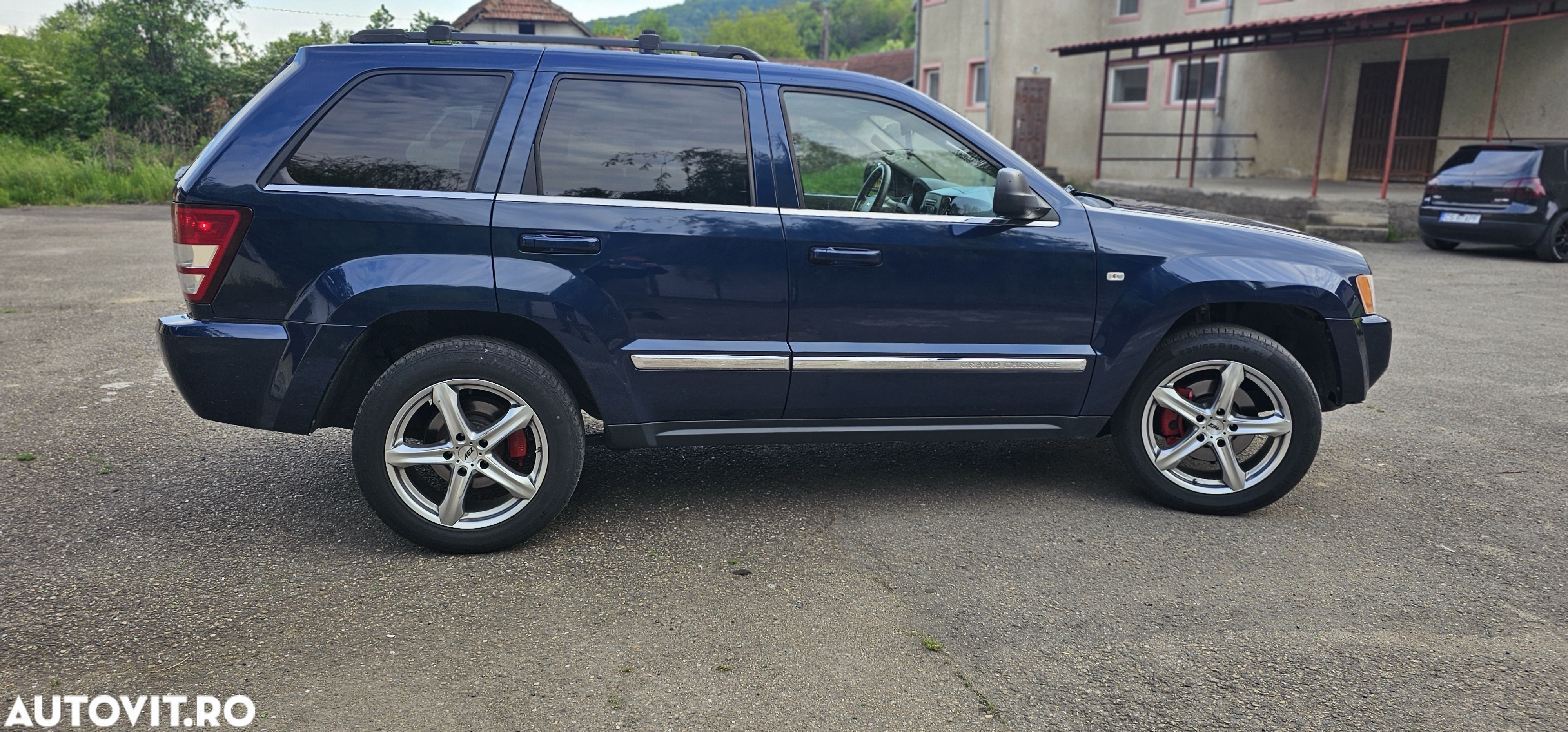 Jeep Grand Cherokee - 3