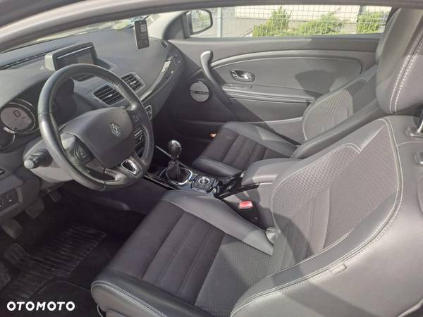 Renault Megane Coupe ENERGY dCi 130 FAP Start & Stop Bose Edition - 6