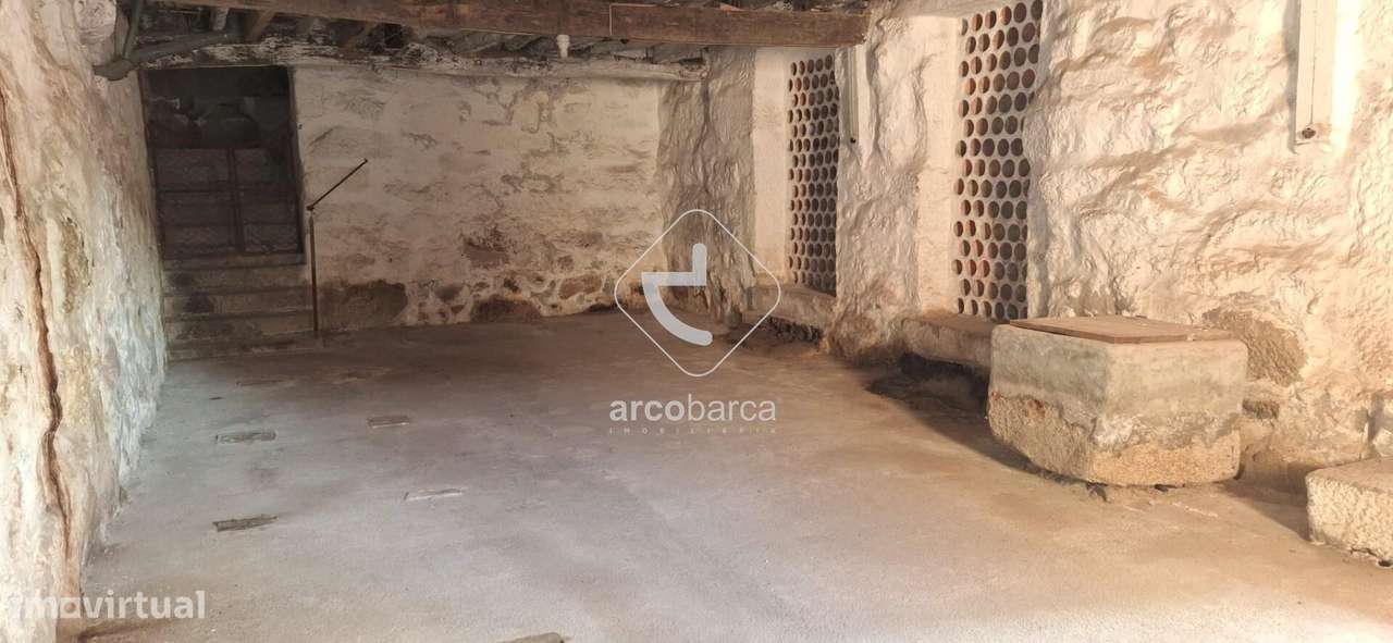 Quinta p/ restaurar com 3.500m2 -  Couto - Arcos de Valdevez-18