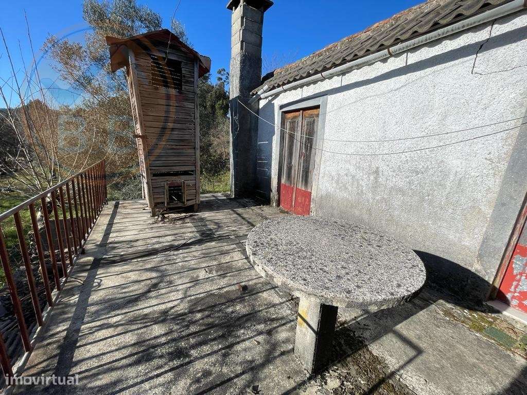 Moradia T4 em Chacim, Cabeceiras de Basto-17