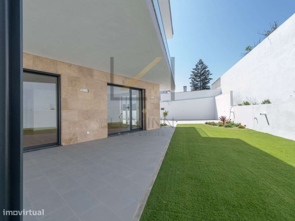 Moradia T4 isolada - Construção Nova-49