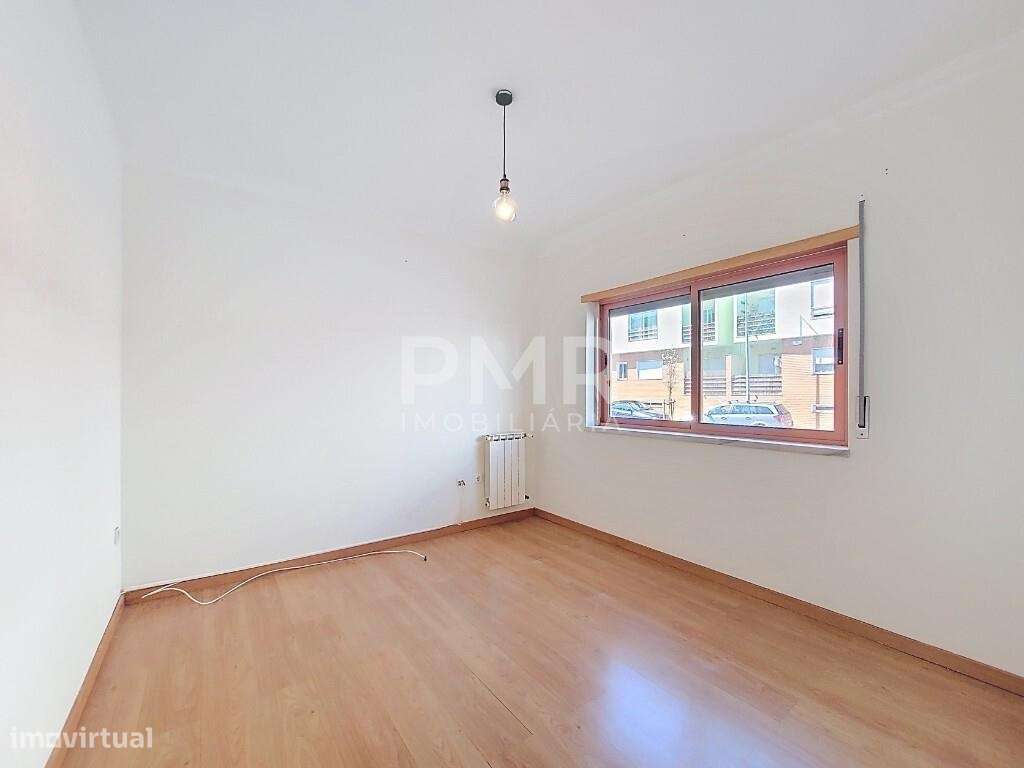 T1+1 Moderno na Quinta da Arieira em Camarate - Grande imagem: 4/24