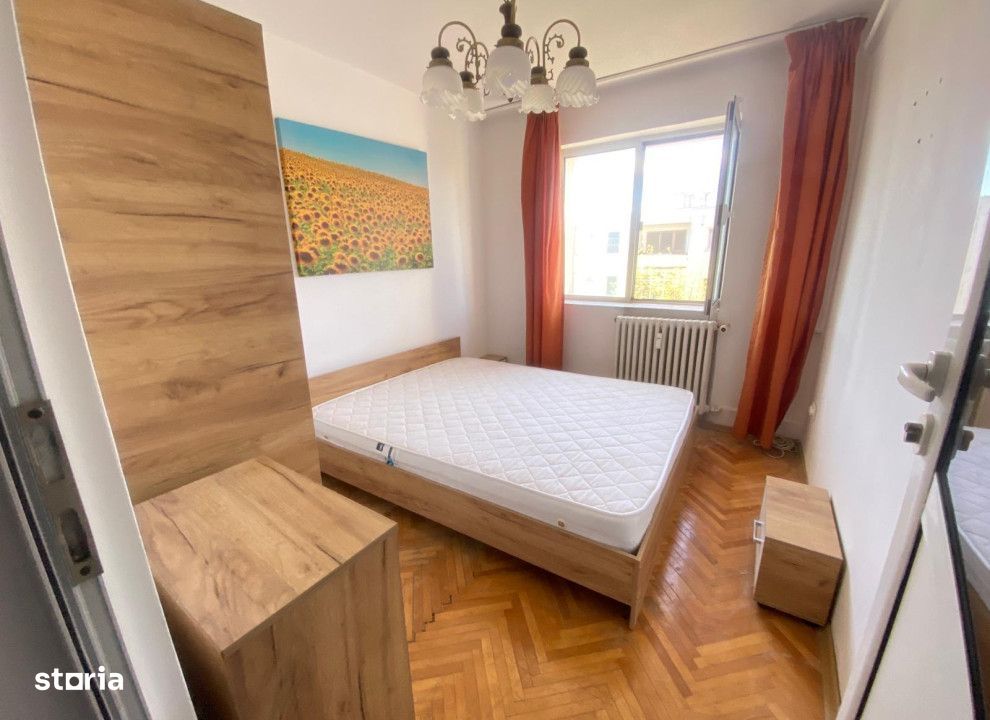 Apartament  3 camere Palat , 48 metri, etaj 4 Cod:154390