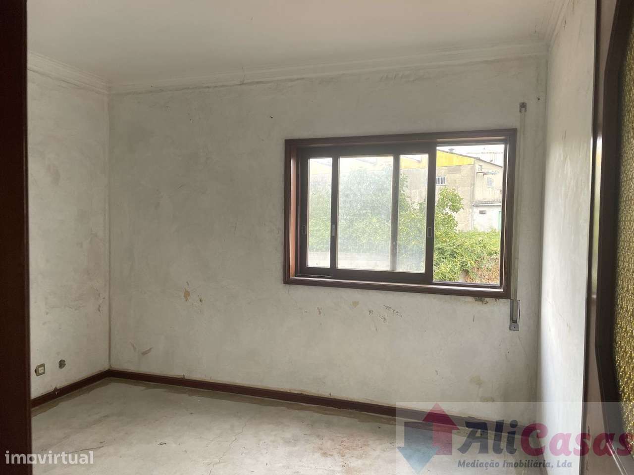 Vivenda 4 Frts C/ Terreno-28