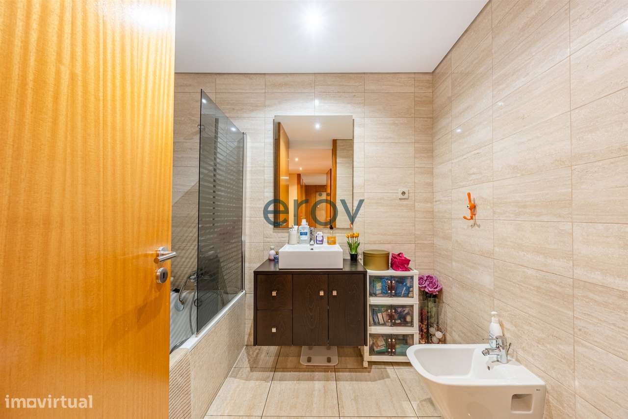 Apartamento T3 C/ 2 Suites em Gondomar-15