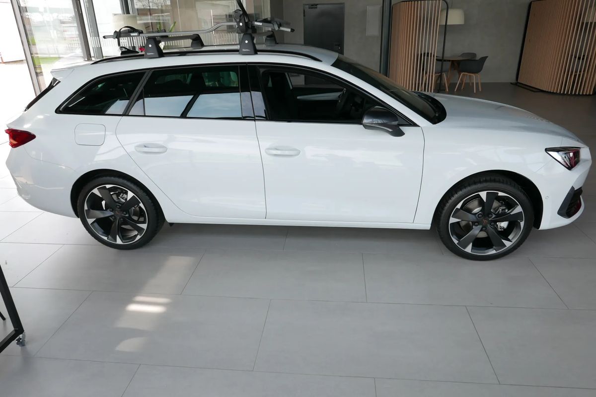 CUPRA LEON Sportstourer 1.5 TSI 150KM manualna 6-G - Dostępna w ręki!