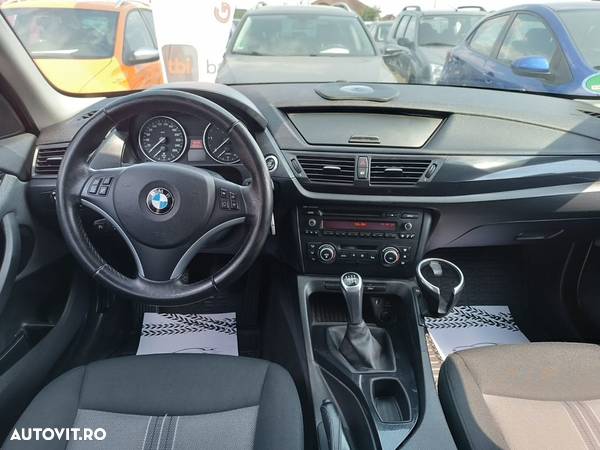 BMW X1 xDrive18d Sport Line - 7