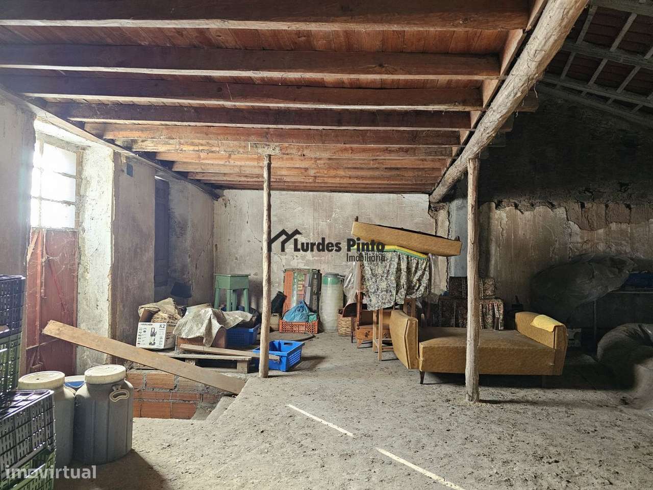 Moradia em pedra perto de Castelo Branco - Grande imagem: 5/11