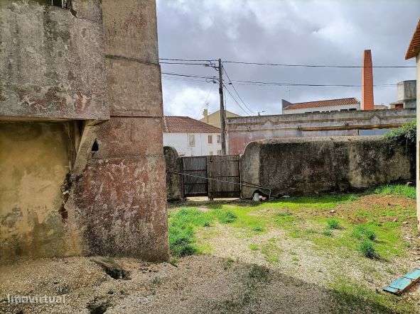 Terreno com Varias casas Cela Nova Alcobaça-Leiria-14