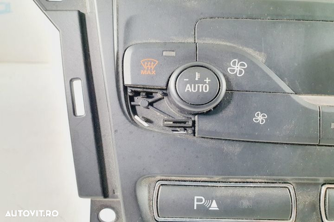 Radio cd mp3 player cu navigatie cu panou clima bs7t-18k931-eg Ford Mondeo 4 (facelift)  [din 2010 - 4