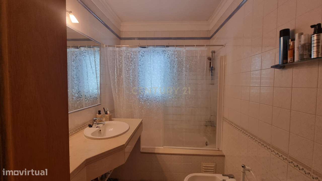 Apartamento T2 nos Portais da Arrábida em Quinta do Anjo-17