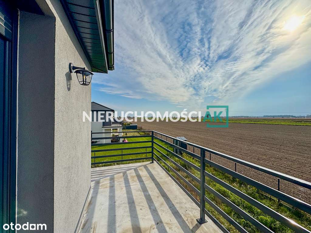 Gotowy do zamieszkania w pełni wyposażony bliźniak-13