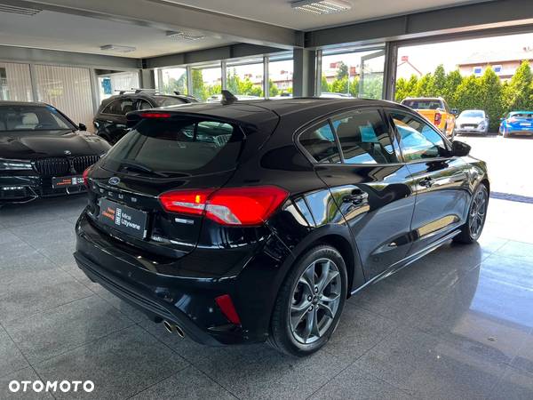 Ford Focus 1.0 EcoBoost mHEV ST-Line - 14