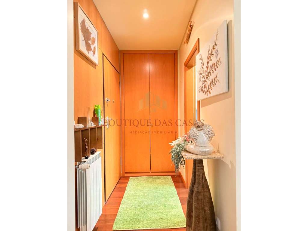 Apartamento T1 com Varanda e Garagem - Canidelo-12