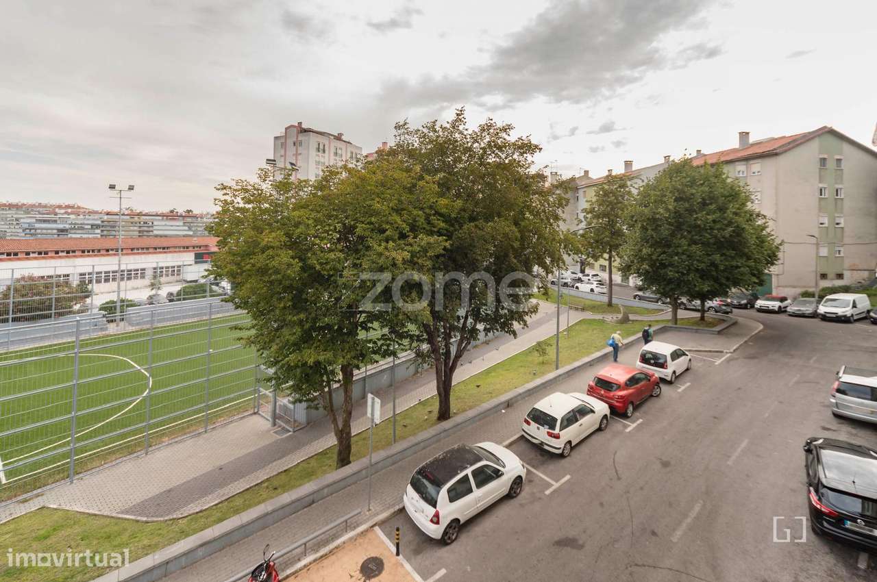 Apartamento T2 - Buraca-21