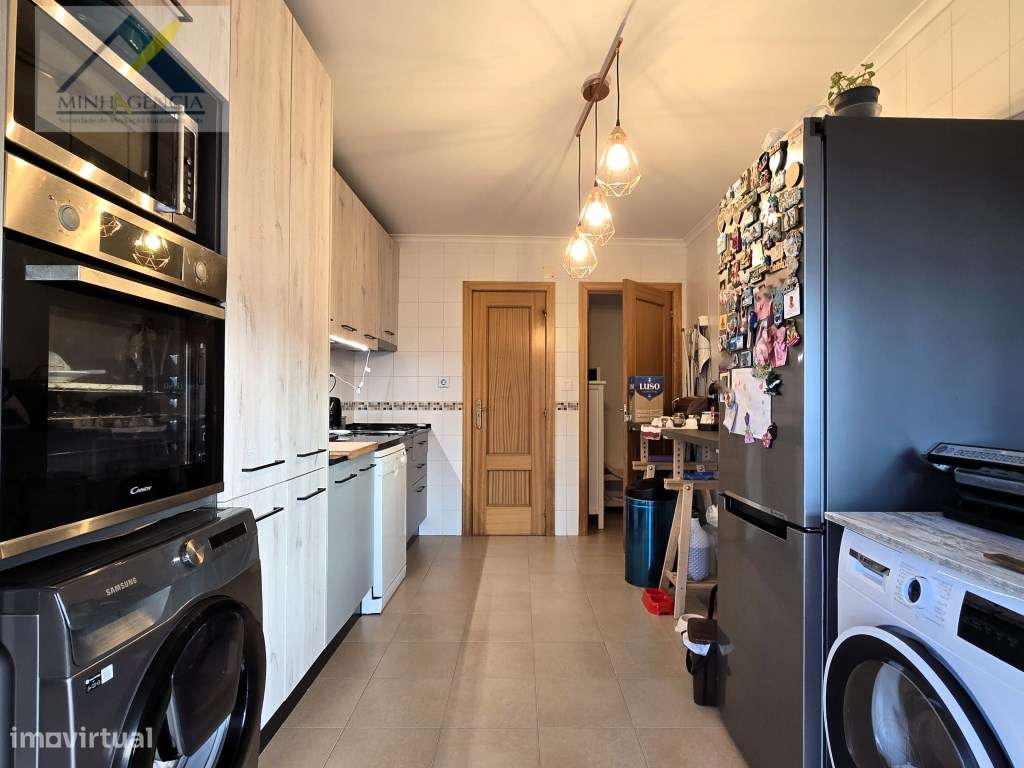 Apartamento T3 com parqueamanto na Quinta do Anjo-10