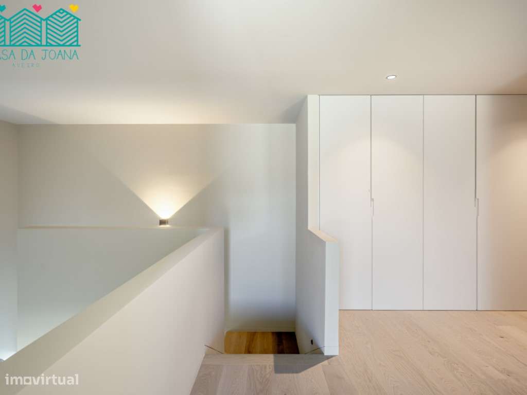 Moradia T5+1 com Piscina em Cascais-24