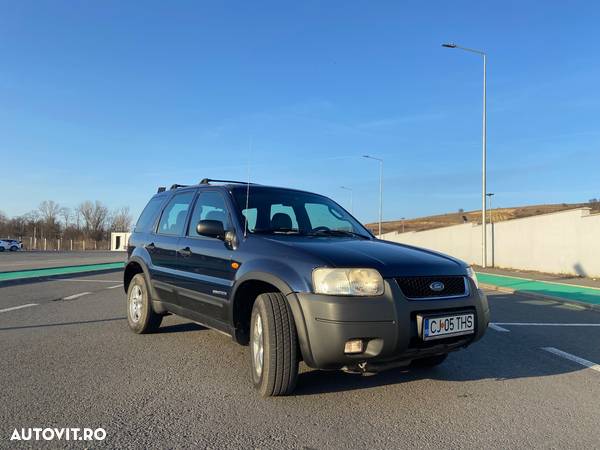 Ford Maverick - 1