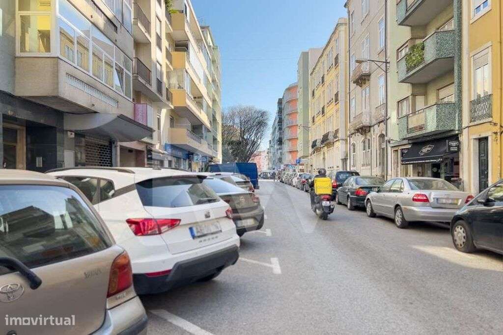 Loja de 20,83 m2 | Rua Tomás de Anunciação | Campo de Ourique - Grande imagem: 4/6