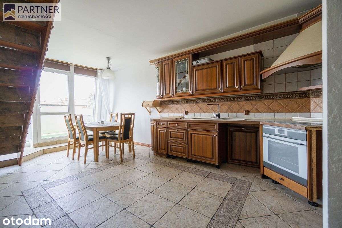 Przestronne dwupoziomowe mieszkanie w Centrum!-0