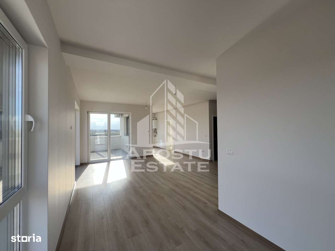 Apartament 2 camere, modern în zona Torontalului cu terasă spatioasa - Imagine principală: 5/16