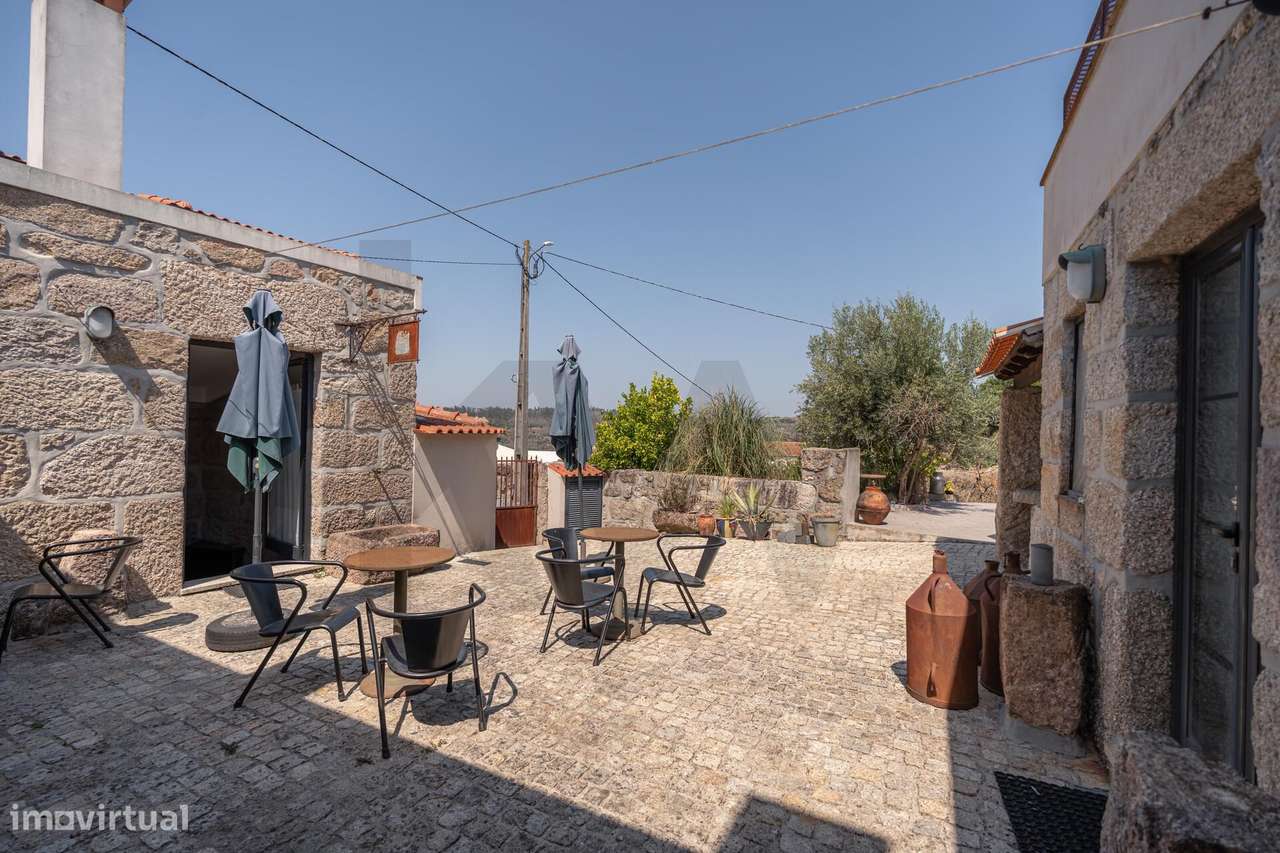 Moradia | Alojamento Local | Café Atelier | Piscina | Garagem | Ruína-49