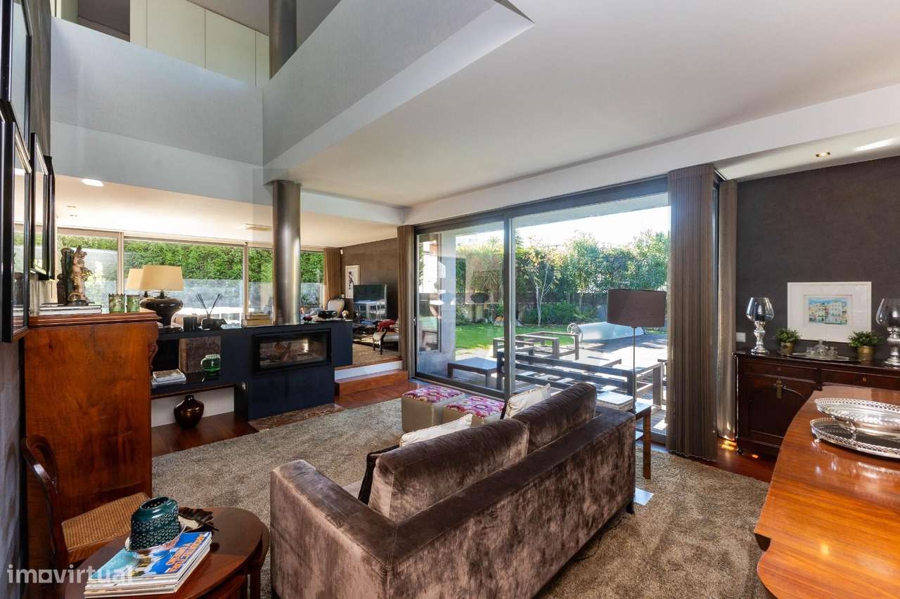 Fantástica moradia T3, com  jardim, piscina, situada em zona tranquila-10