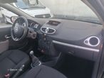 Renault Clio 1.2 16V Confort - 16