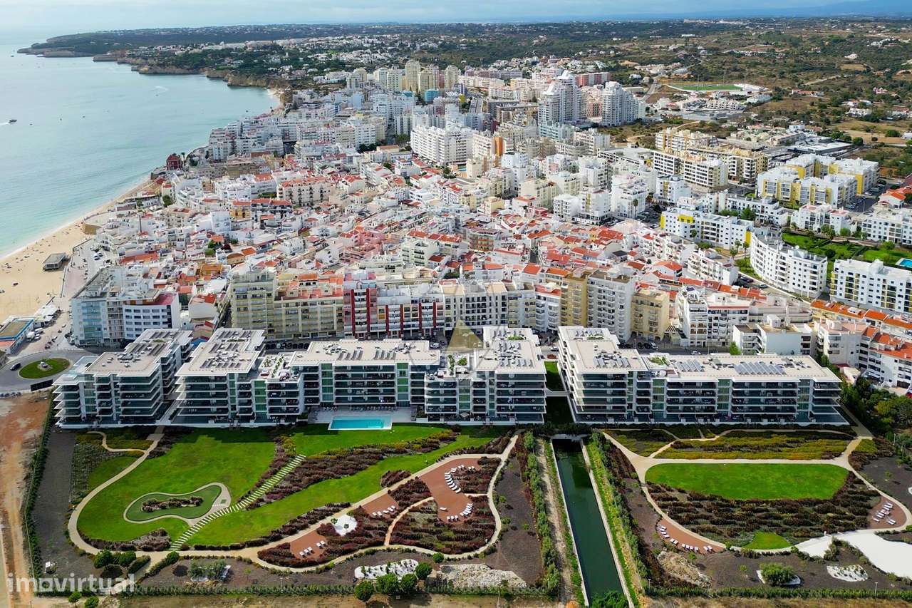 Apartamento de Luxo T2 à venda em frente da Praia de Armação de Pêra - Grande imagem: 4/60