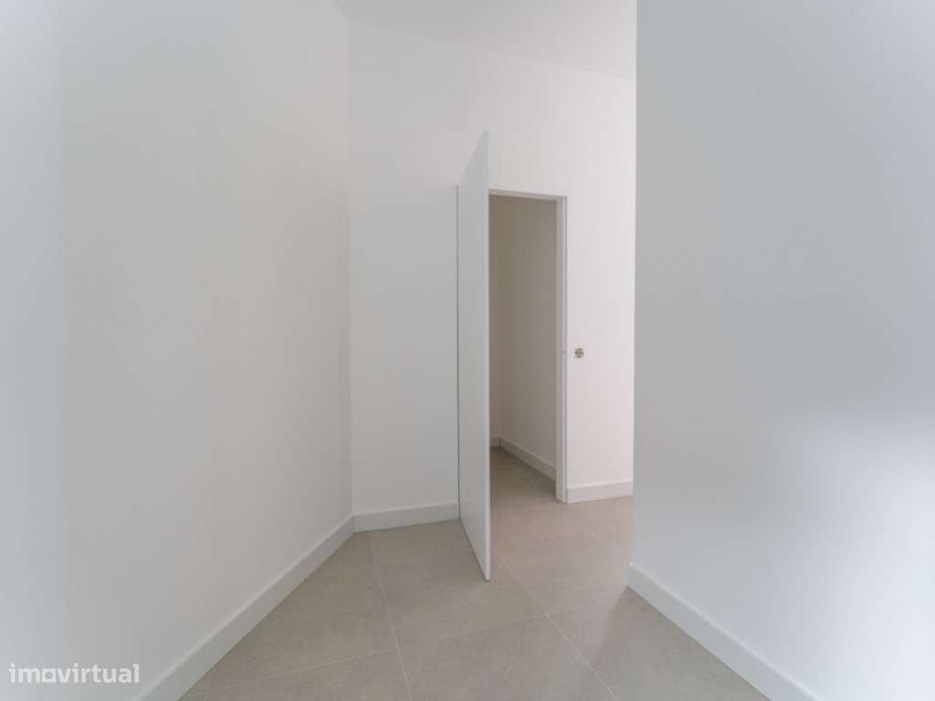 Apartamento T1 renovado com excelentes acabamentos na Nazaré-18