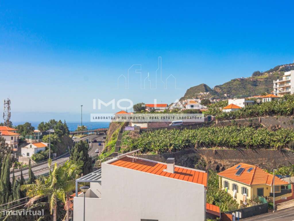 Moradia T2+1 - Câmara de Lobos - Vista Mar e Vista Montanha-29