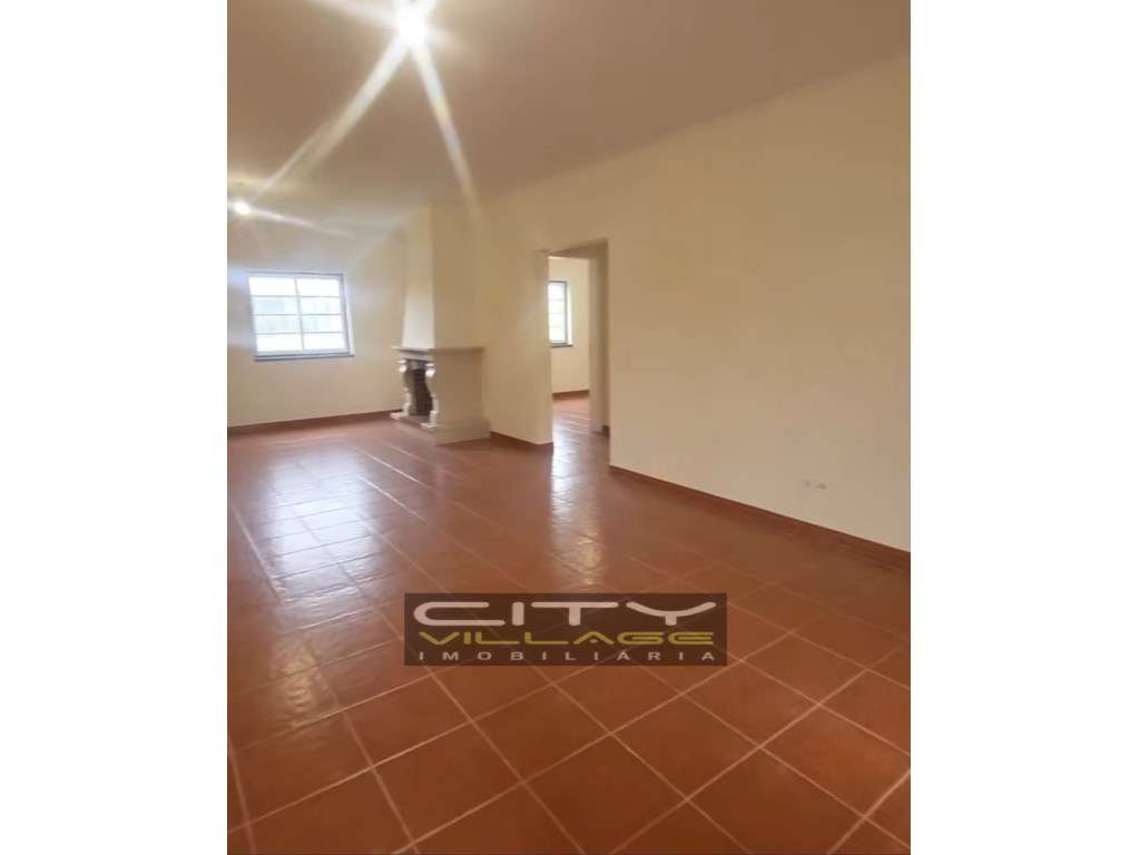 Moradia isolada T3 com piscina-15