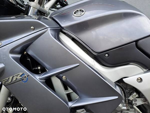 Yamaha FJR - 28