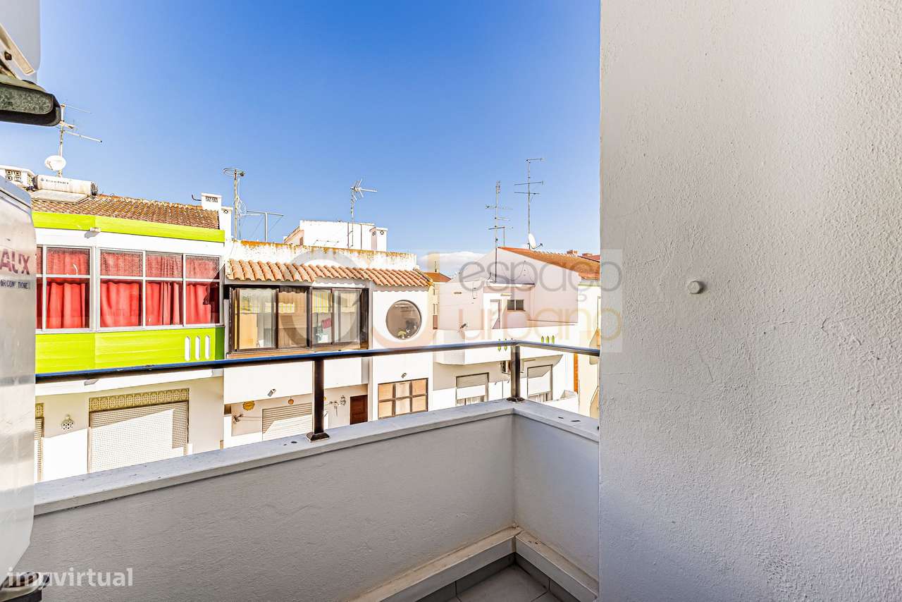 A. Pêra - Apart. 2 Quartos - Garagem - 150 Metros da Praia-10