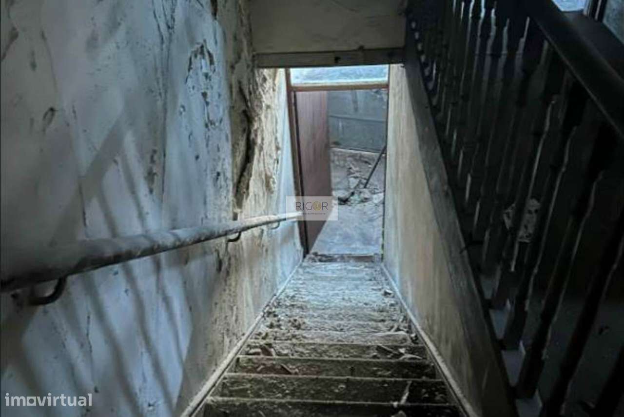 Prédio devoluto usado para indústria com destino a habitação e comérci - Grande imagem: 5/15