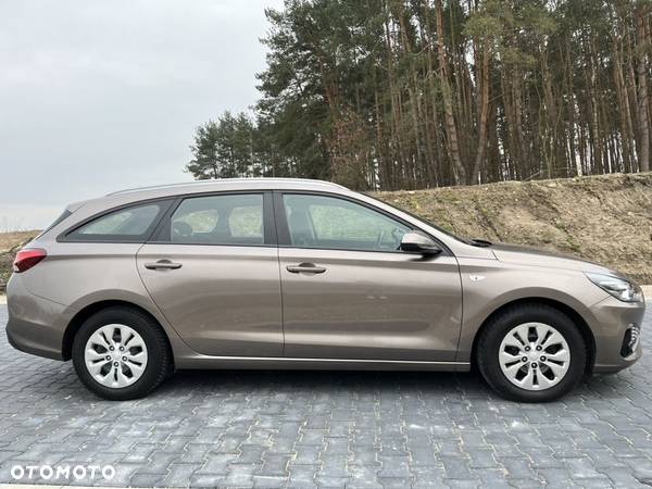 Hyundai I30 1.6 D Classic + - 6