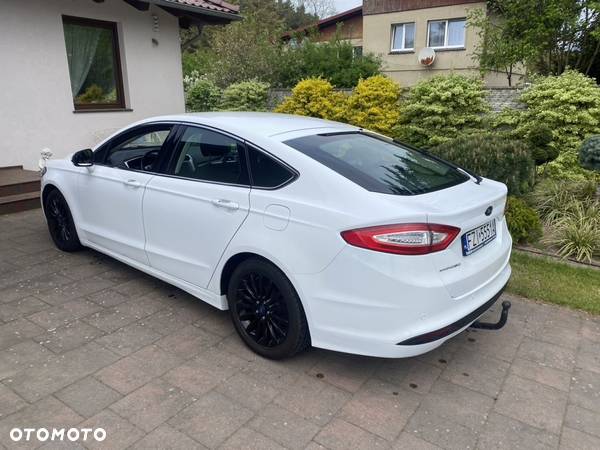 Ford Mondeo - 28