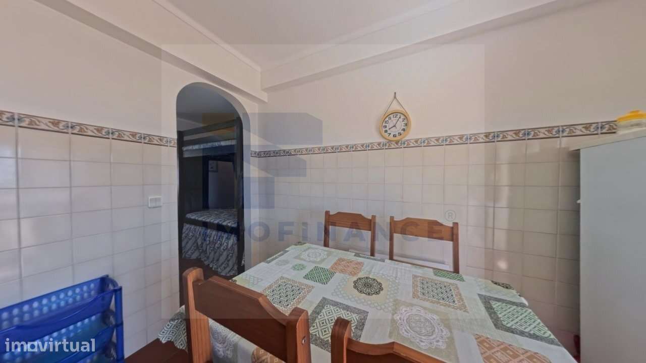 Apartamento T2 junto á praia de Consolação-4